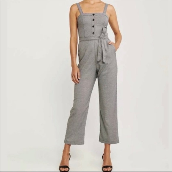 Abercrombie & Fitch Pants - NWT Abercrombie Belted Houndstooth Jumpsuit
